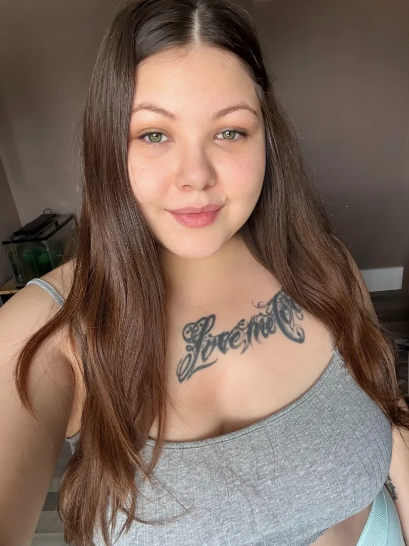 Soft smile from a soft girl… am I captivating you? 