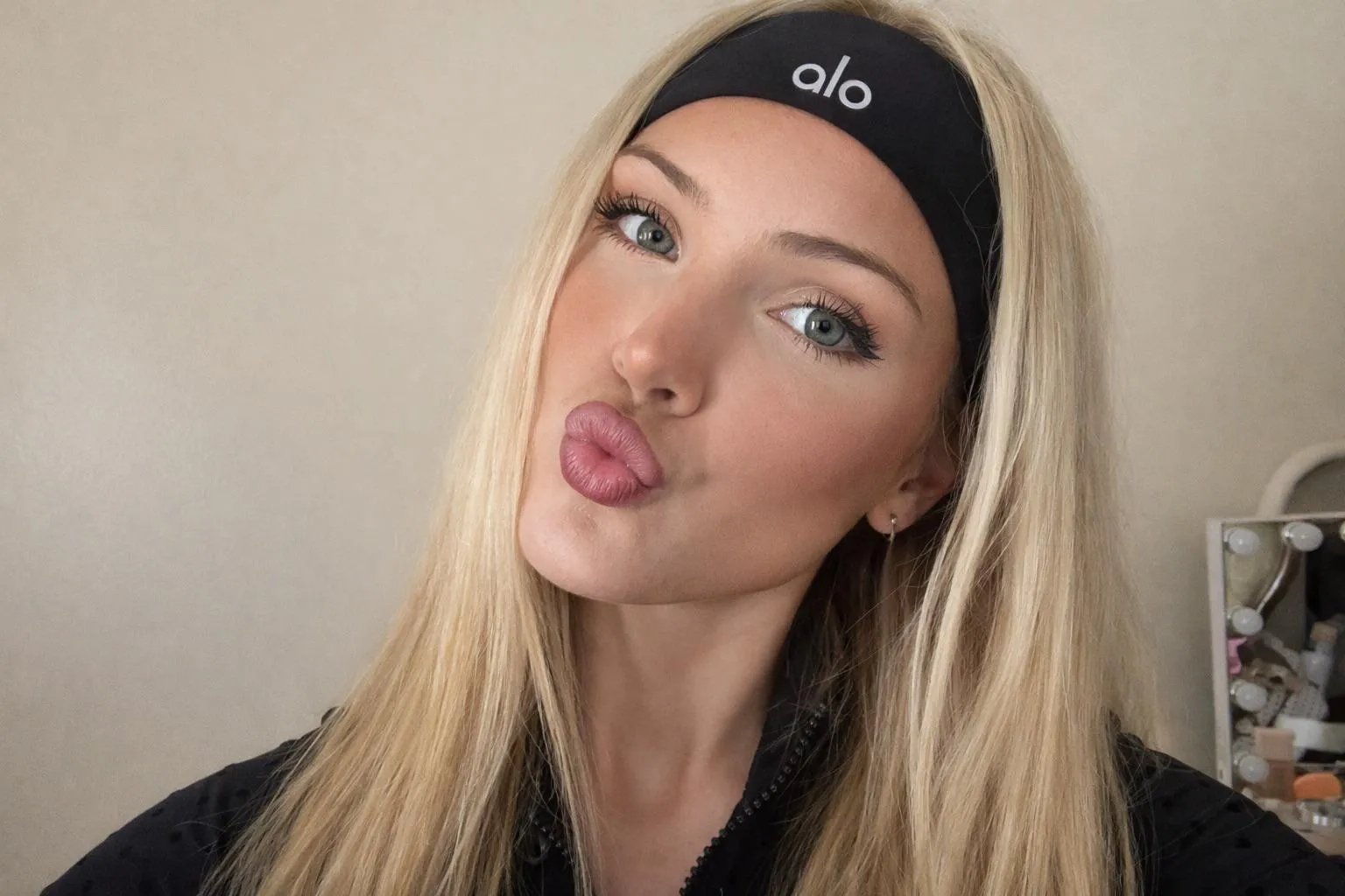 Spoiled sorority brats are your weakness! You literally can’t resist funding my life, it’s the biggest rush & hot brats will never pay that’s ur job