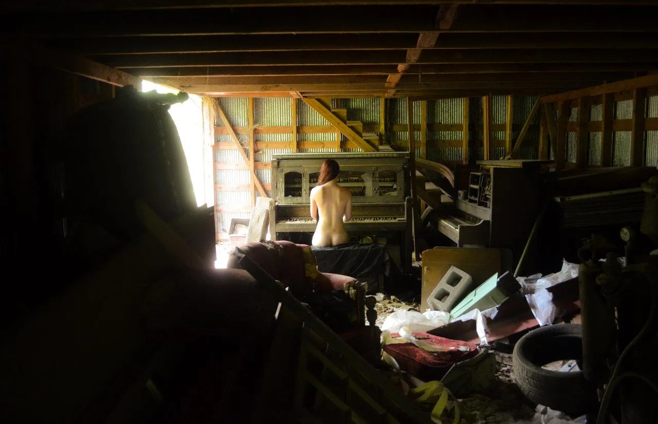 Such a delightful play of contrast