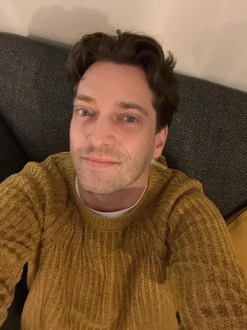 Tomorrow in a hotel with a friend of mine. Both m, both bi, and high on coke. Any tips..?