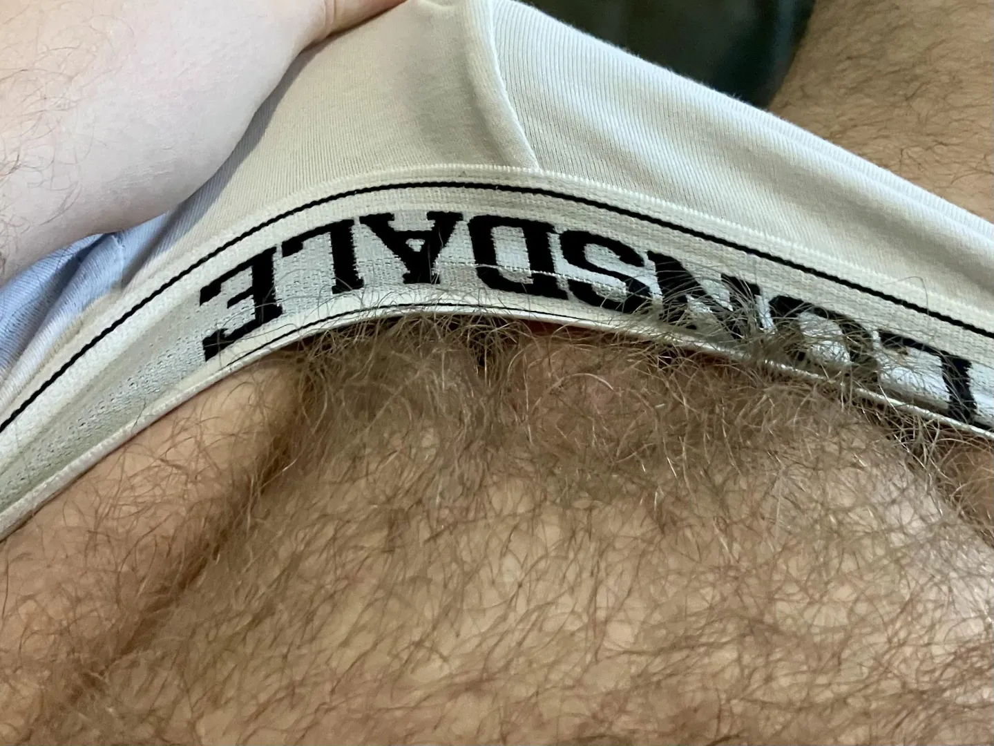 Wanna explore my bush? 