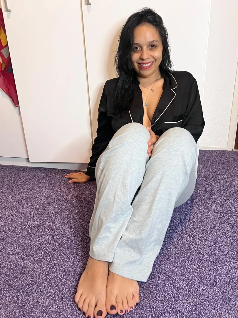 A milf with 25 ys old, True I was too fast but still sexy and naughty enough