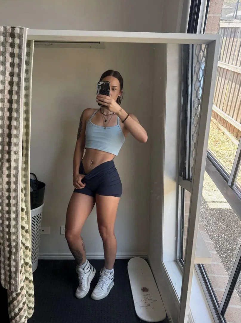 Flirting effortlessly