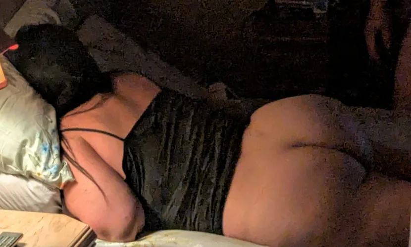 Hump day anyone? MILF WIFE (37)