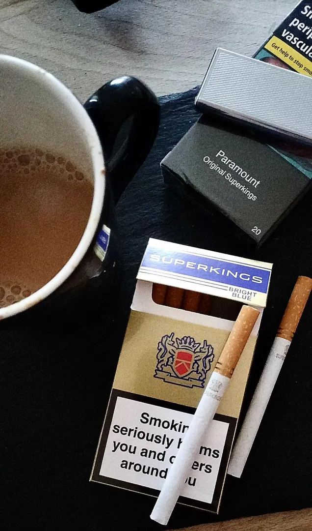 Morning chilling B4 work on the Blues then going to move on to the Paramounts. Have a good day all 