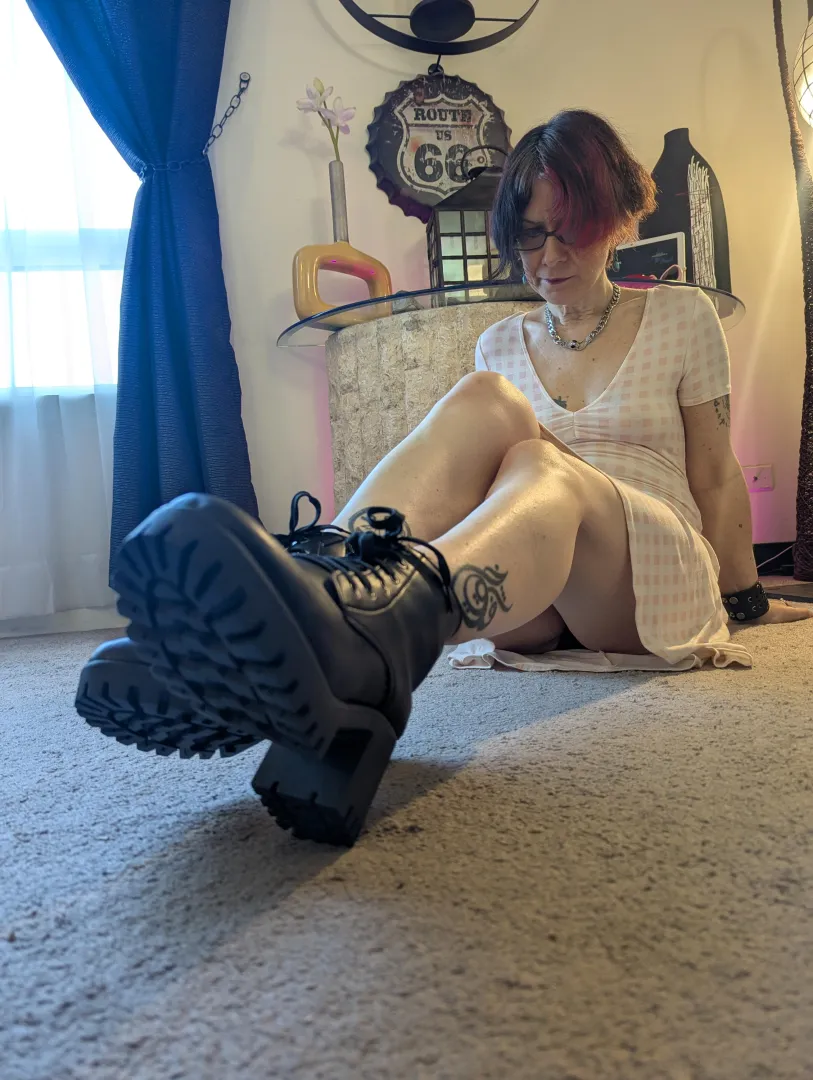 My fave boots match my dress.