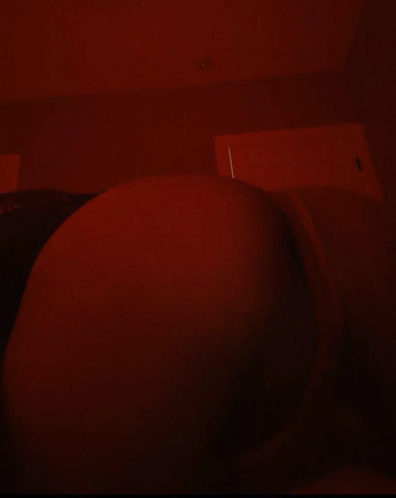 Need sum suck under 25 pls NE