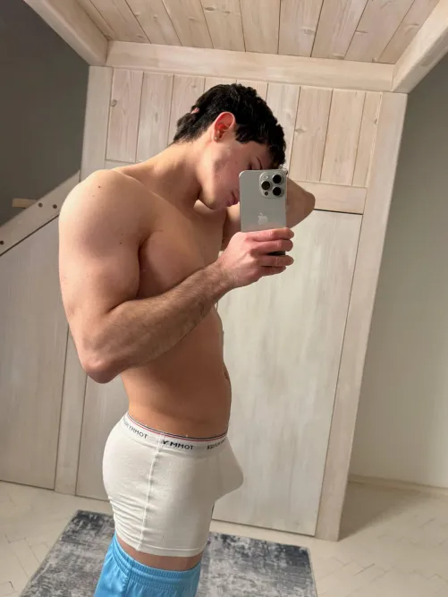 Wanna goon together?