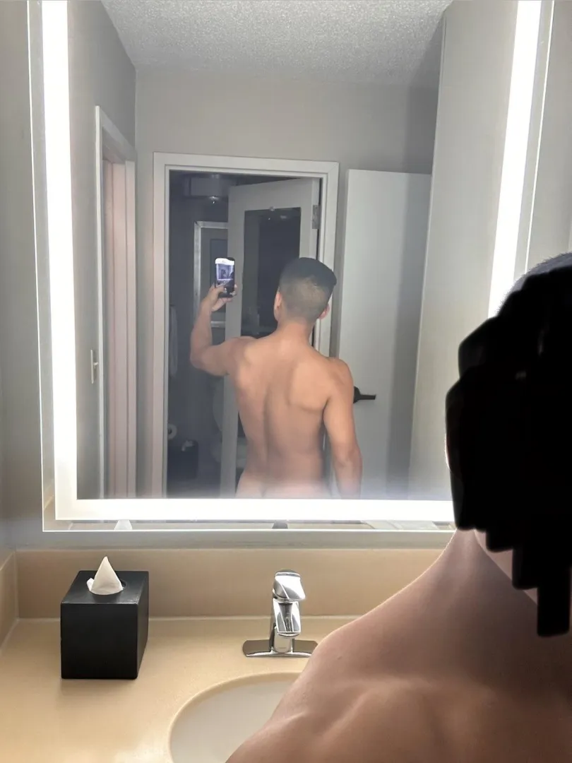 [26][M4MF][North NJ] - any couples free tn? Fit, respectful, and recently tested male looking for some safe fun. NO SINGLE M