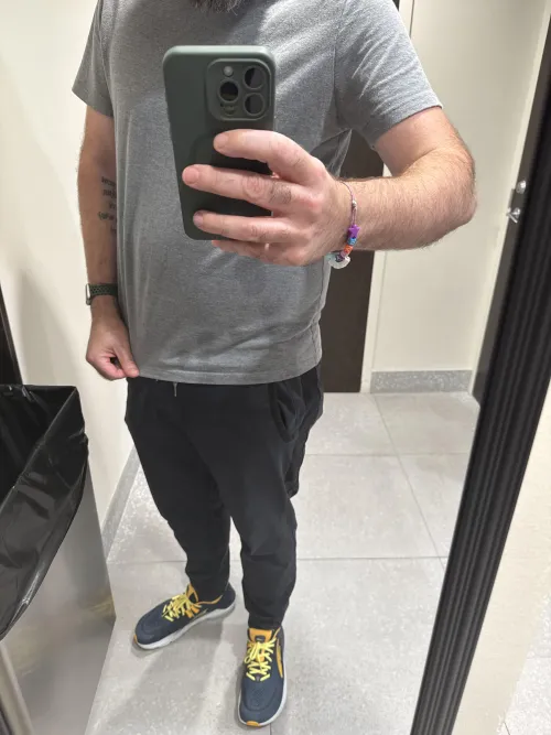 42 (M4F) American Dad in BC once a week