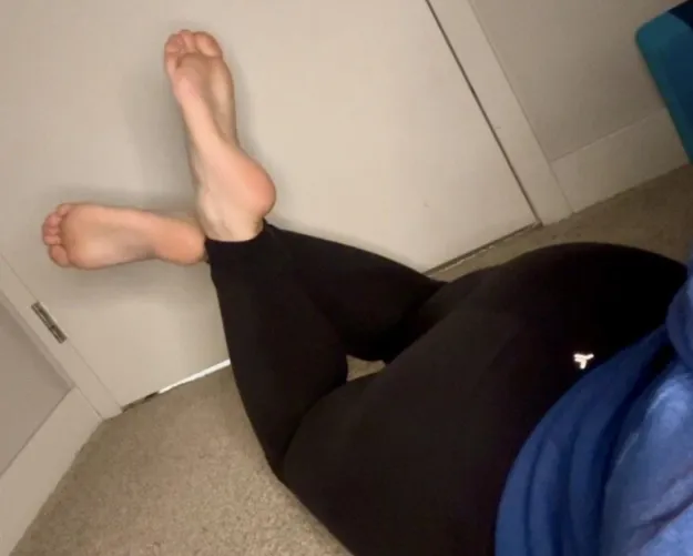 Casual Friday mornings in the pose 