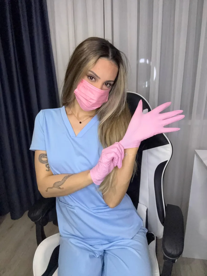 Could you cum in 10 minutes if I told you to hurry while I’m on shift?