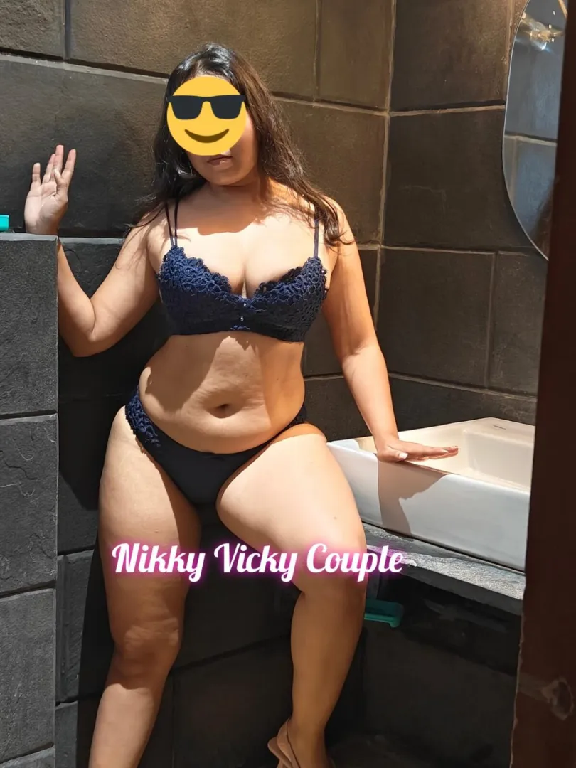 Female, How do I look? say something about my figure 