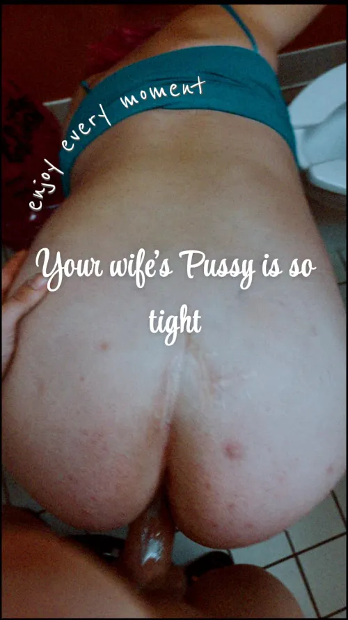 Hi im leanna Dennis I love sending pics like these to my husband while he's gone Dm me if u want to help me cuck Matthew