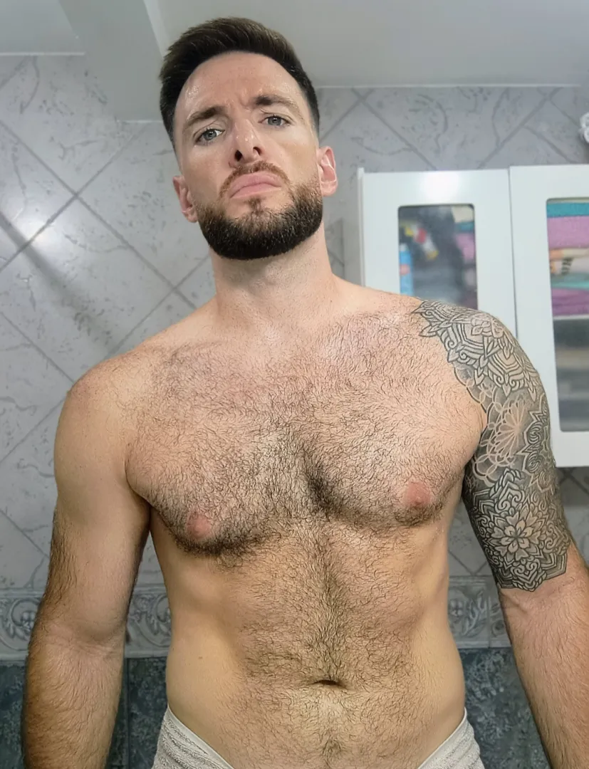 Kneel down and serve me, loser