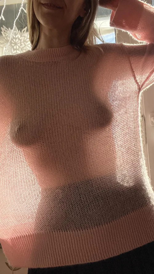 The sun really likes me without a bra