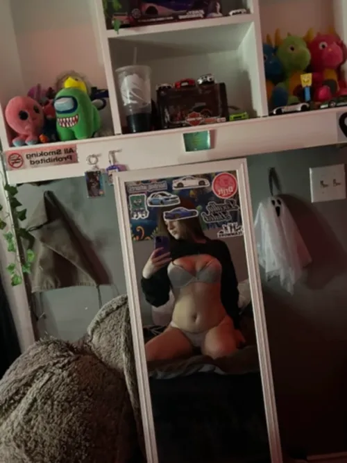 Would you take the risk? snapchat:harpiemellow