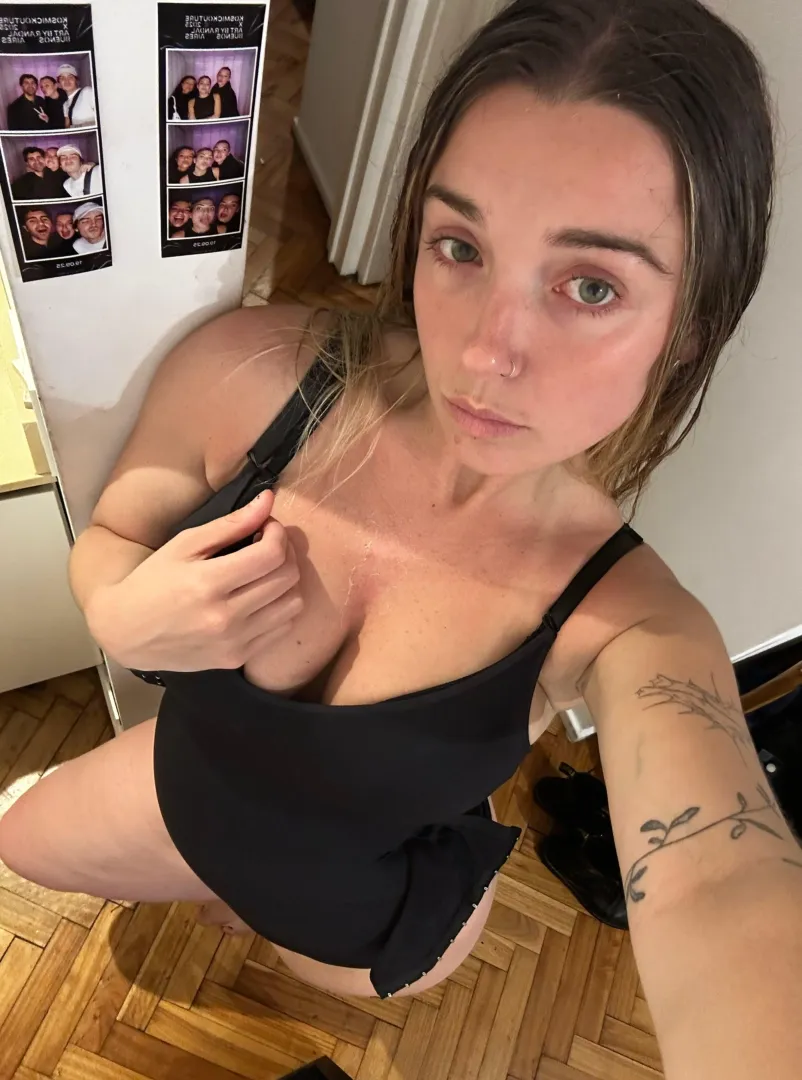 25 [F4M] react incase you wanna pleasure me raw