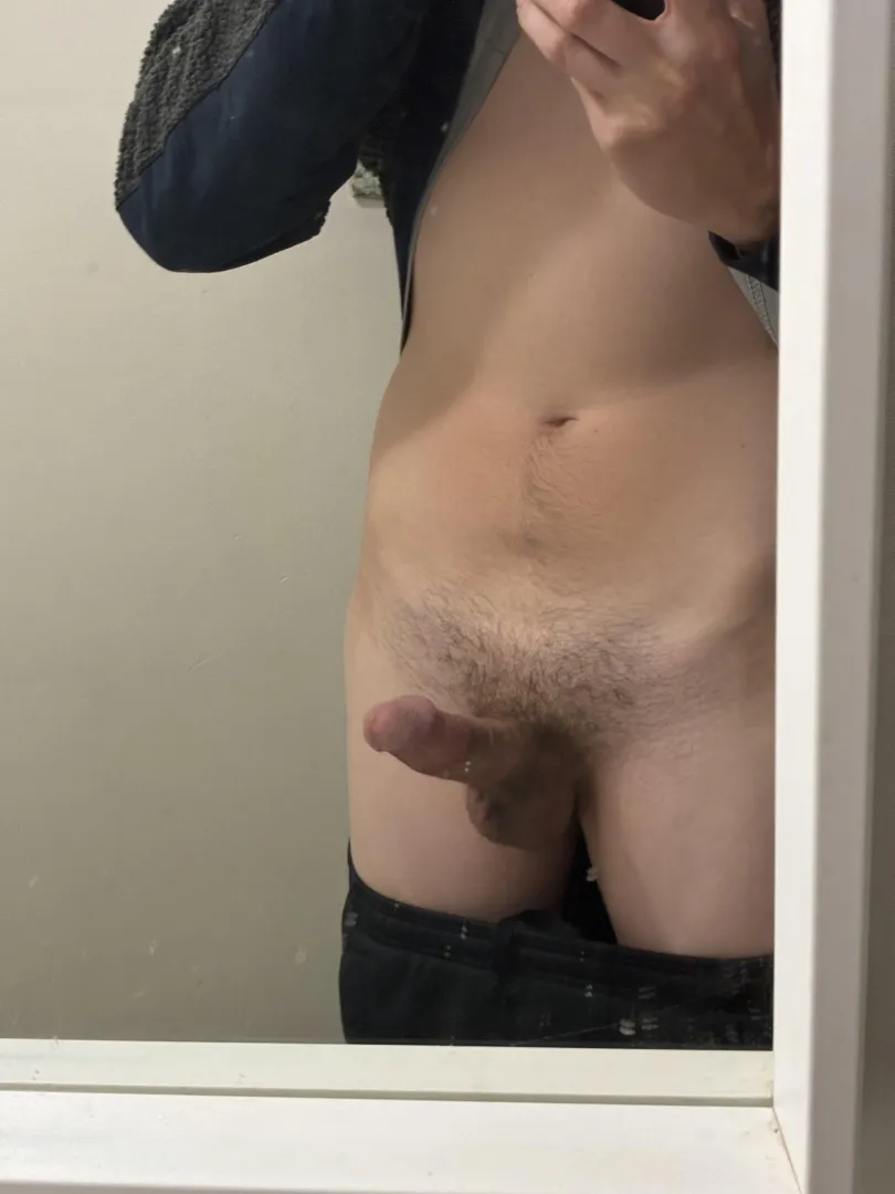 25 m m4f in Baltimore looking to have some fun