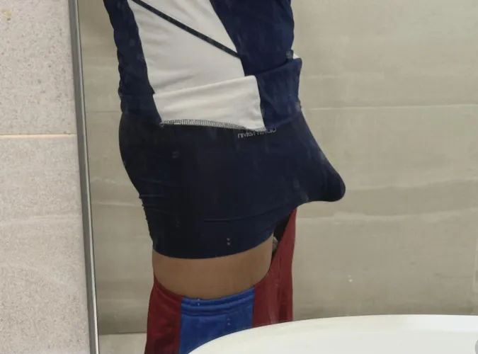 [27] I need bigger boxers