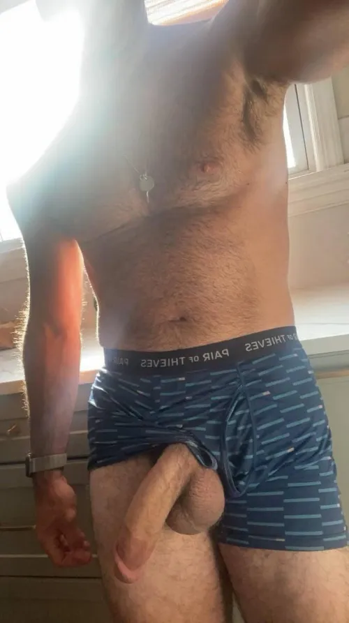 40 M4F- traveling in town tonight. Staying right at the convention center.