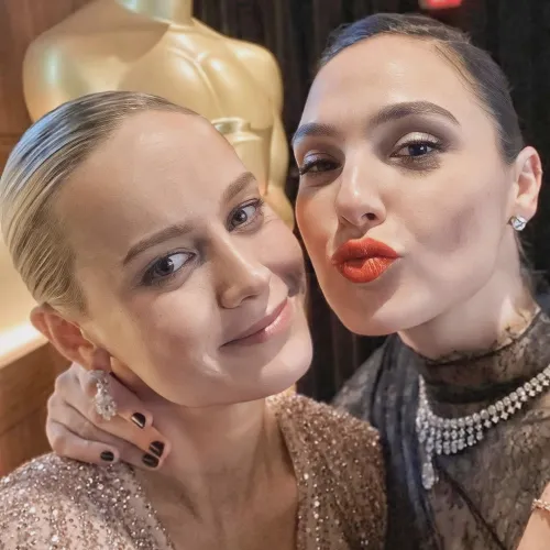 Brie Larson & Gal Gadot: who would dom the other?