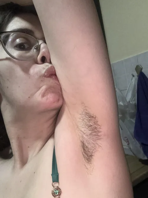 Hairy pits first, impressive rack next…