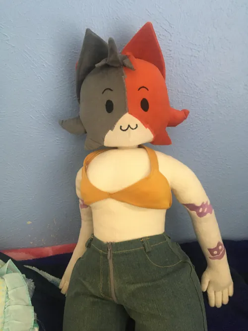 Having a lazy day with Cate [Snuggle Saturday]