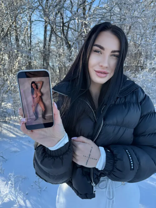 How do you like my cowboy cosplay? Can I ride a bull like you?