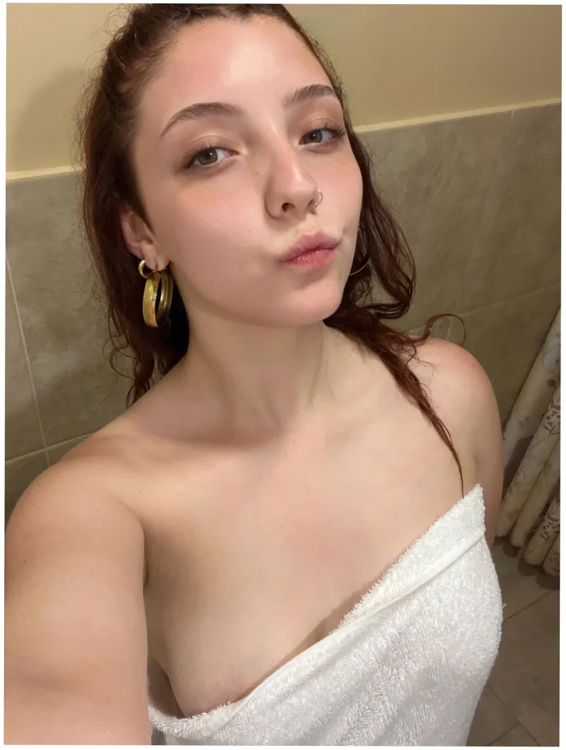 Is this what barely legal is supposed to look like [18F]