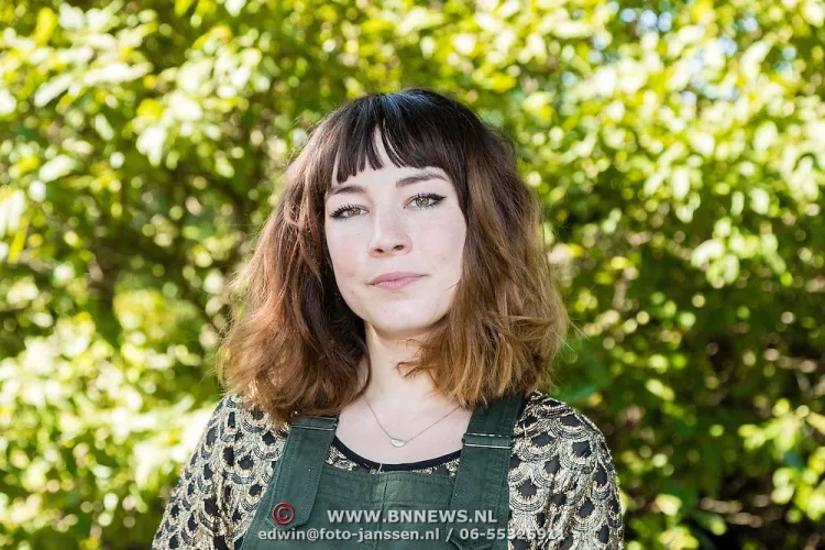 Isis Mihrimah Cabolet