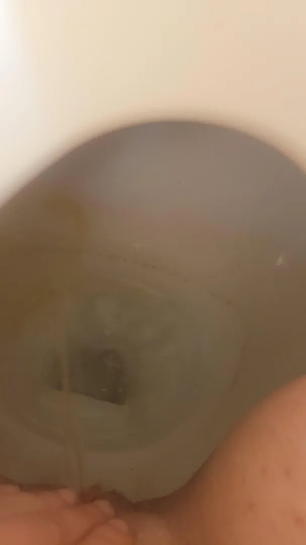 Let me pee all over you