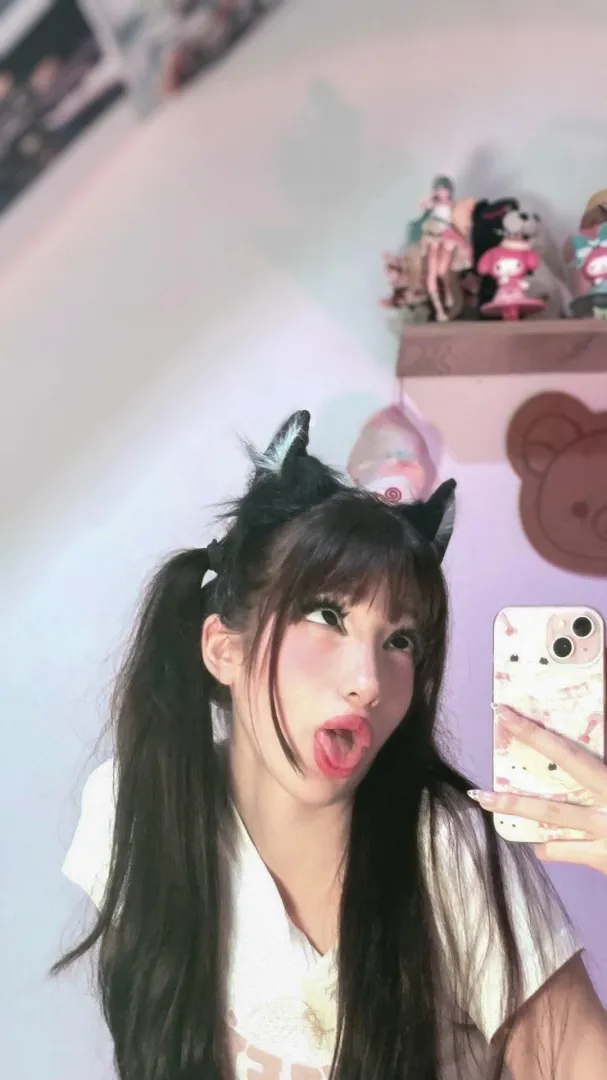 Liz kyun [My Dress Up Darling] by Yumi