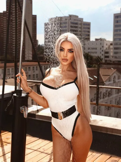 My lips are begging to be kissed