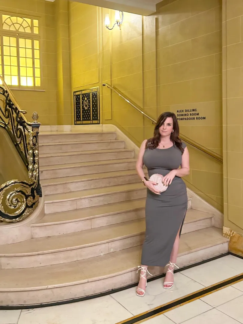 no ma'am. can't hide those