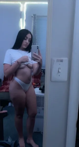 Older or Married Men wanting to fuck me?