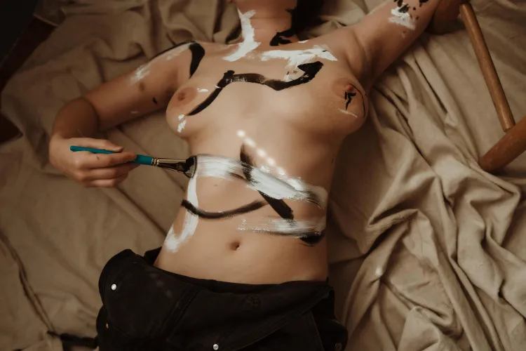 Painting the first layers