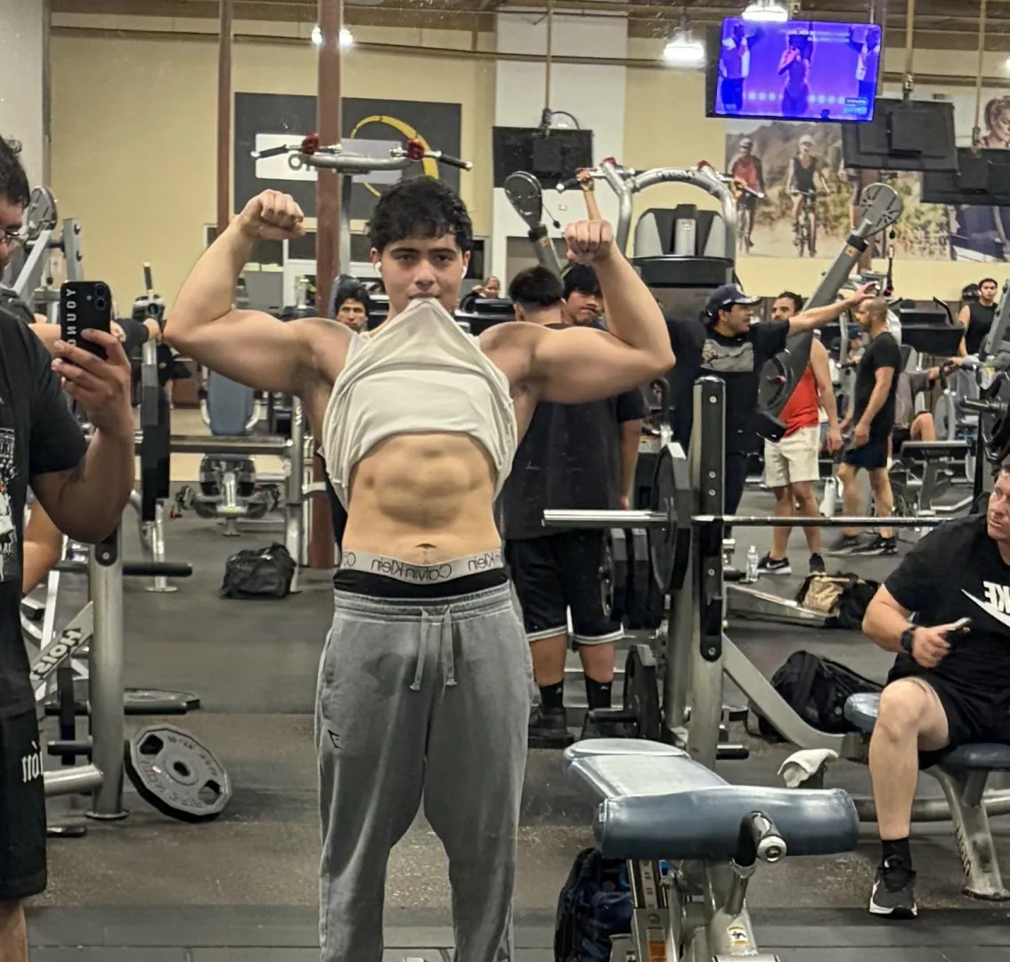 Should I bulk or cut? 180lbs 5’9