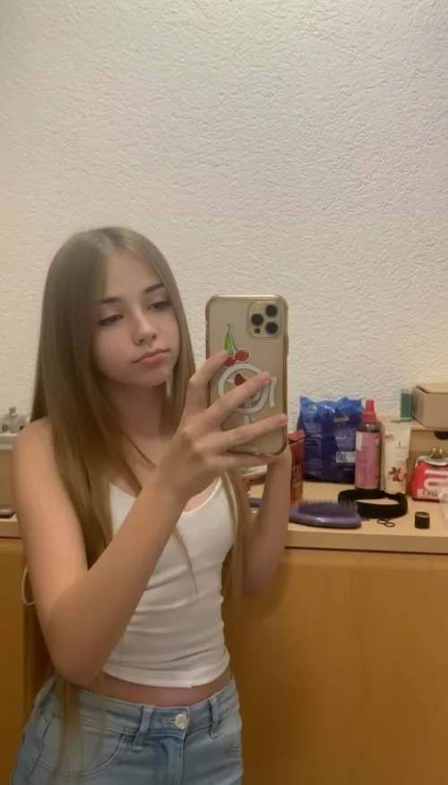 tell me if this looks like the first time it’s been touched