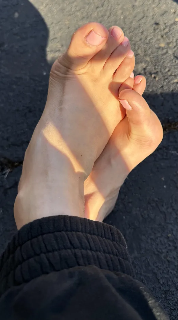 The guy playing with his dog kept walking by and staring ☺️