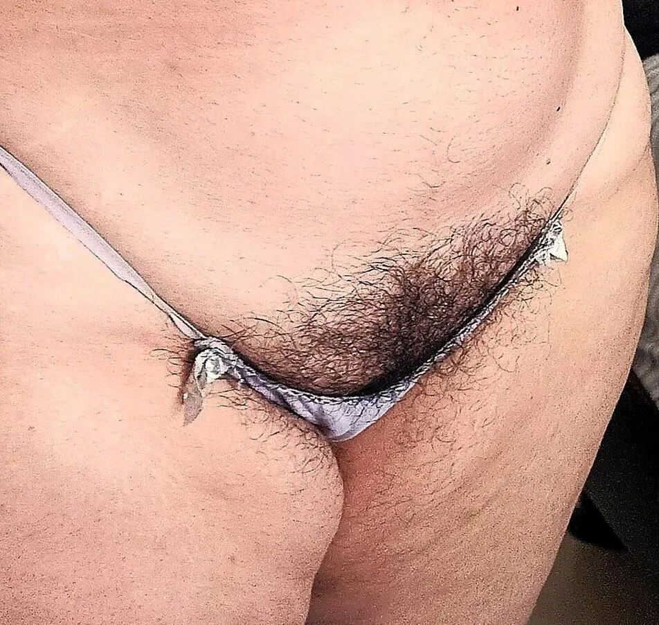 The man who likes this Hairy Pussy is a good lover and appreciates the finer things in life...