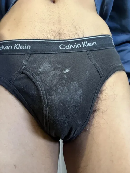 Twink in dads briefs