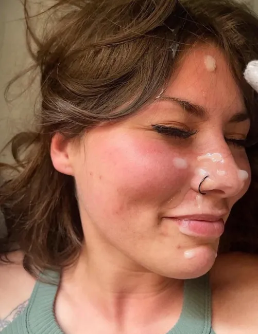 What do you call a girl who sucks you off on the first date?