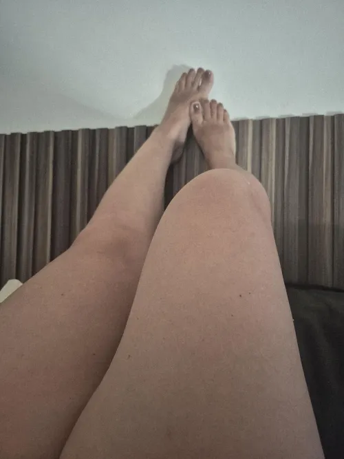 You can tell if you like my legs!