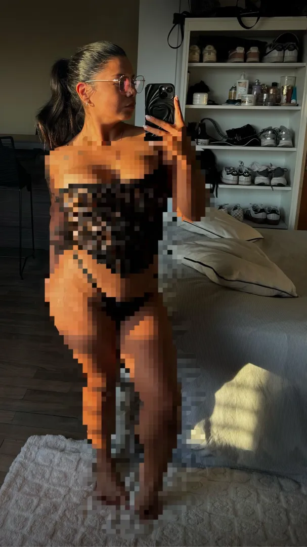 Beg me to see everything