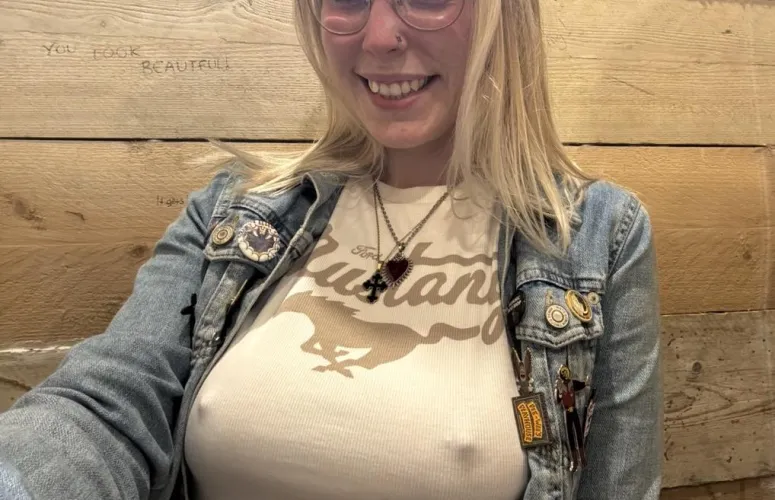 Being in a room full of sweaty men got me feeling this way.