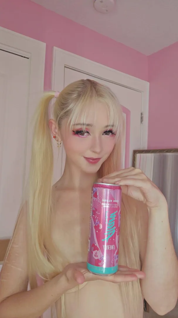 Caffine and pigtails....thats all