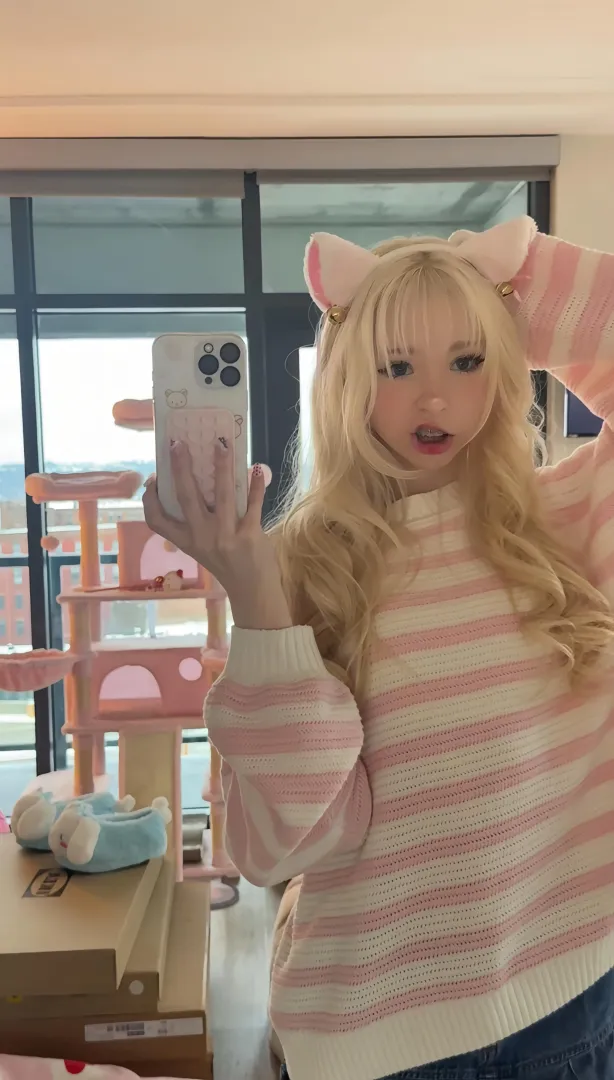 Cat girl by pockycats