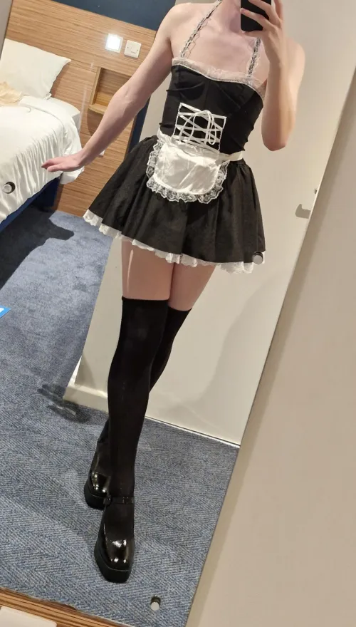 Does anyone need a sissy maid