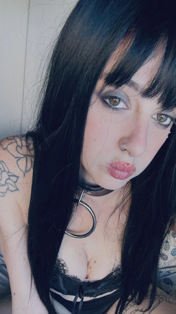 Had a couple drinks… need someone w/ a place msg instta for real replies:.lunabowtie'.